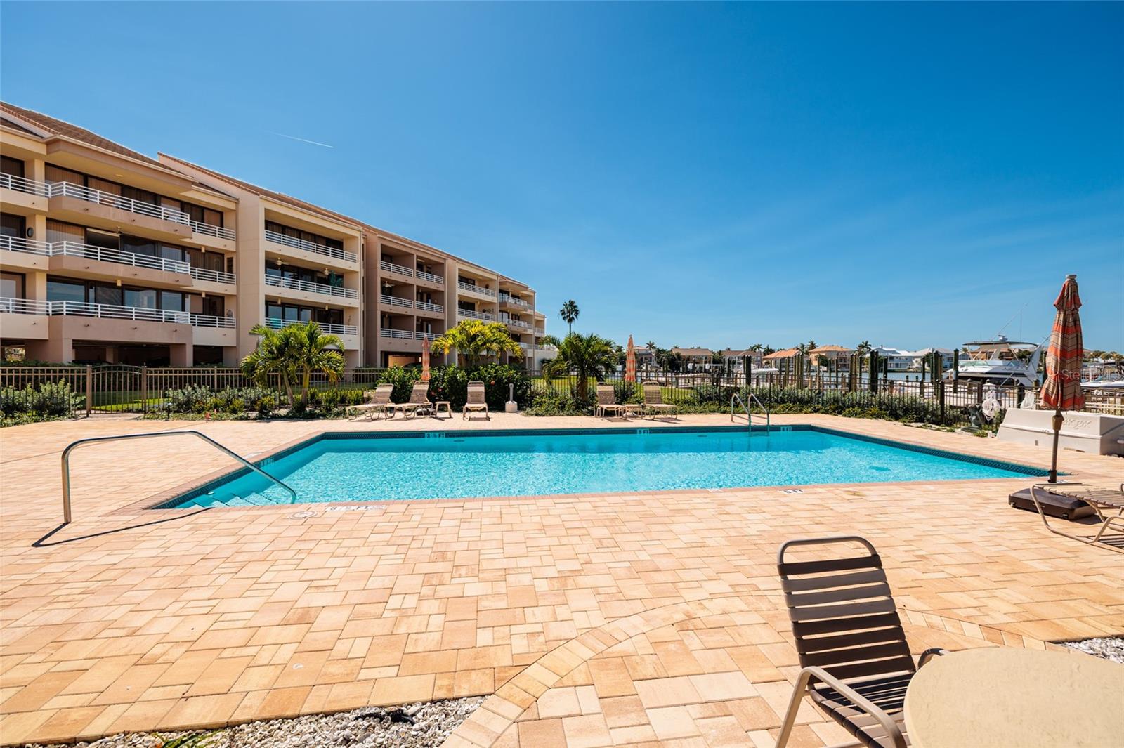 KIPPS COLONY AT PASADENA YACHT/CNTRY CLUB - Residential