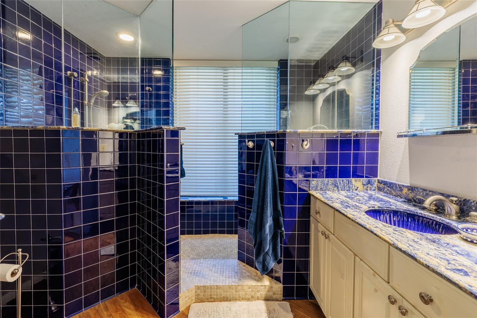 KIPPS COLONY AT PASADENA YACHT/CNTRY CLUB - Residential