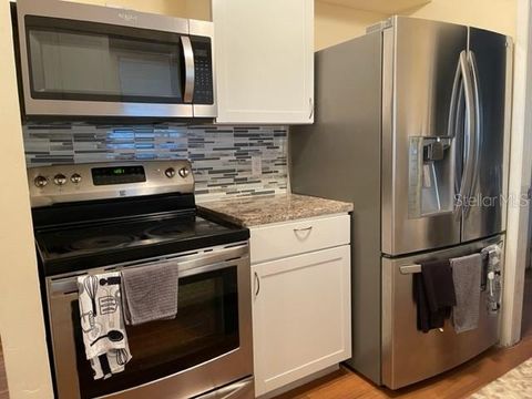 Tiny photo for 2305 NE 38th Street, Ocala, FL 34479 (MLS # S5140759)