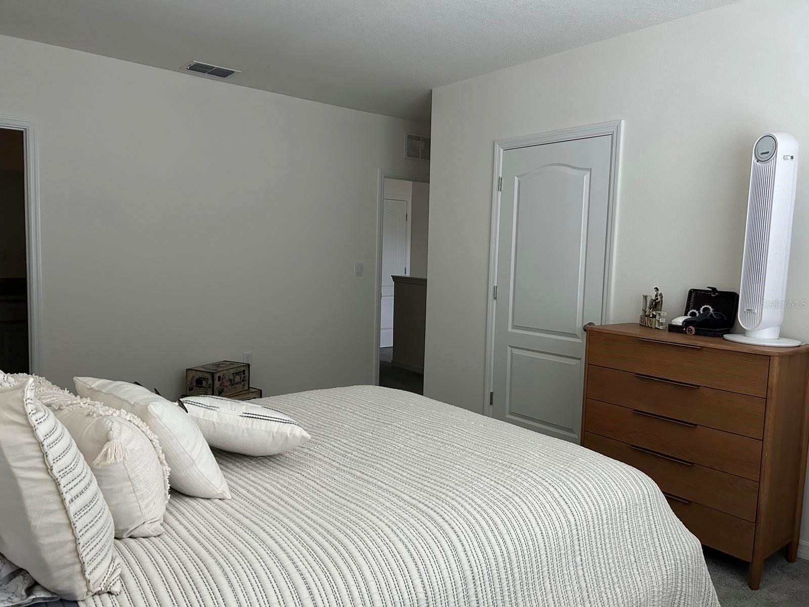 DANBURY/RIDGEWOOD LAKES - Residential