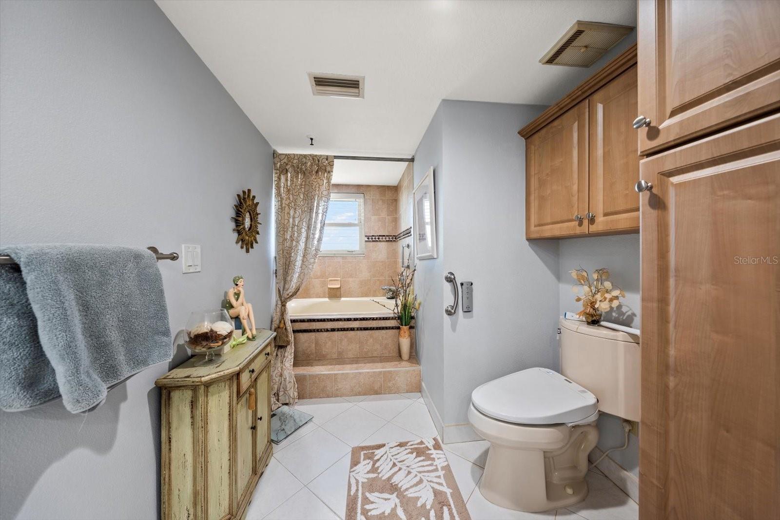 CABANA CLUB CONDO - Residential