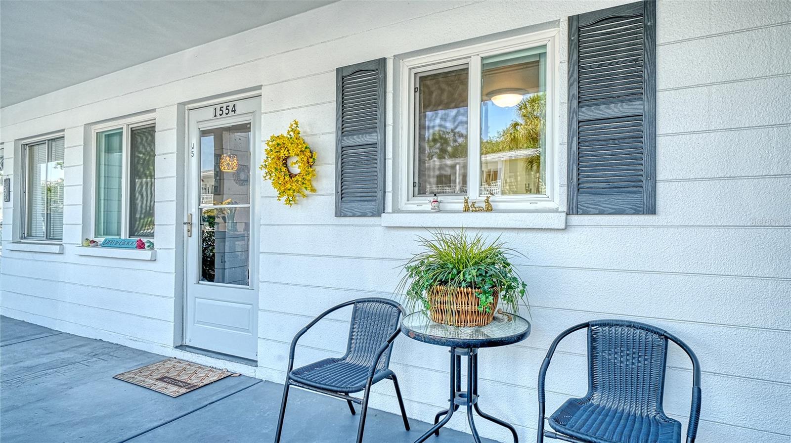 BAYSHORE GARDENS APTS 8 - Residential