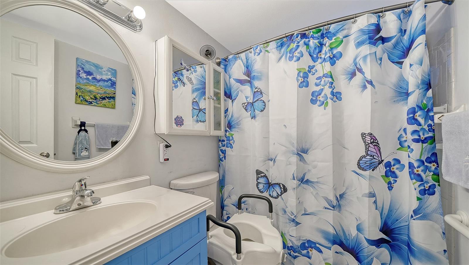 BAYSHORE GARDENS APTS 8 - Residential