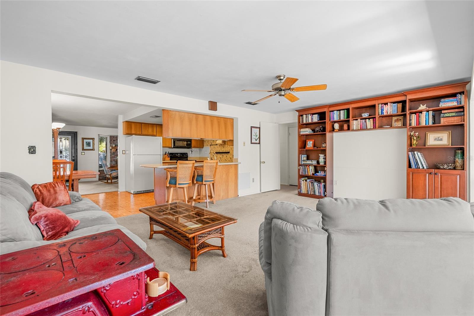 KEENE LAKE MANOR - Residential