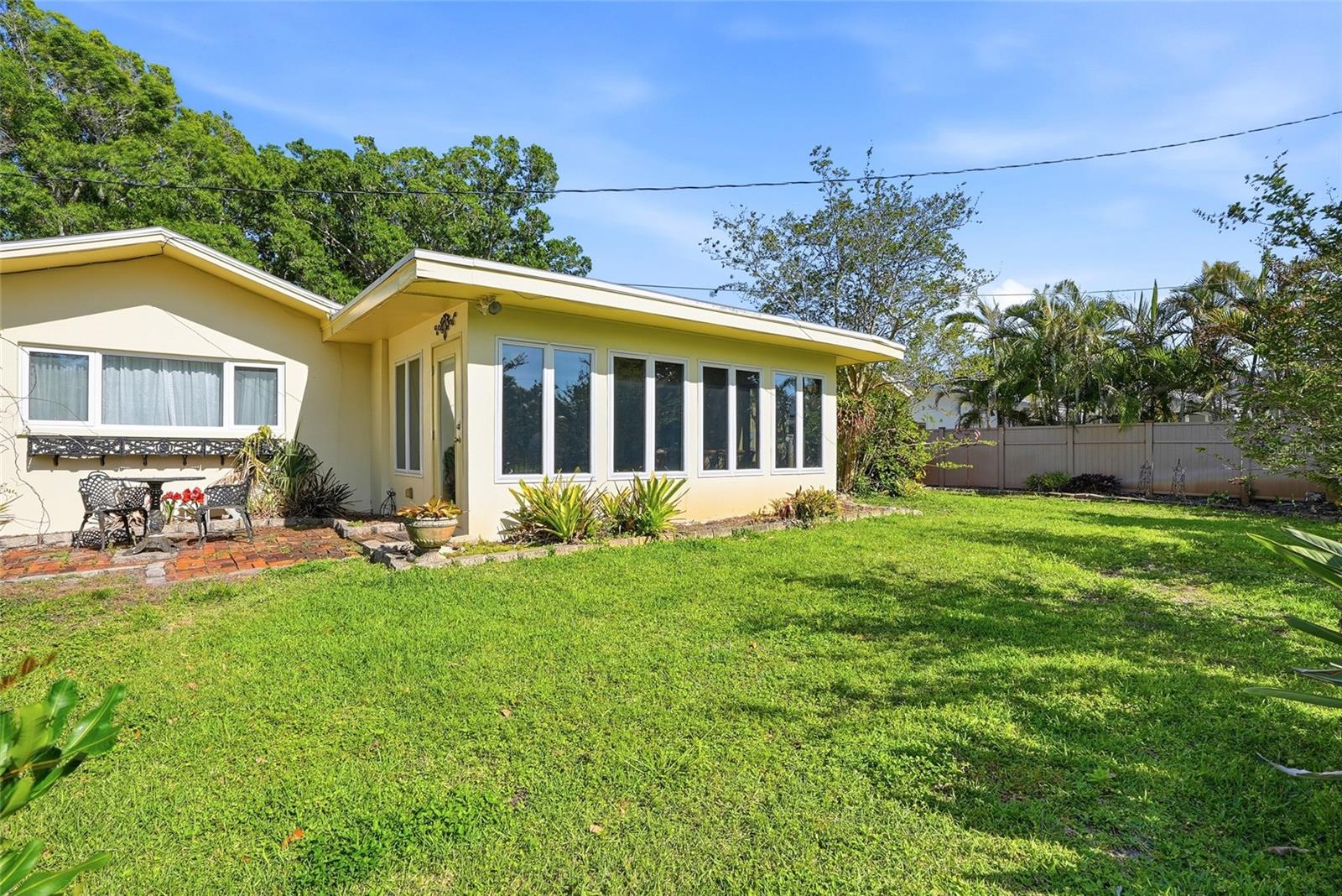 KEENE LAKE MANOR - Residential