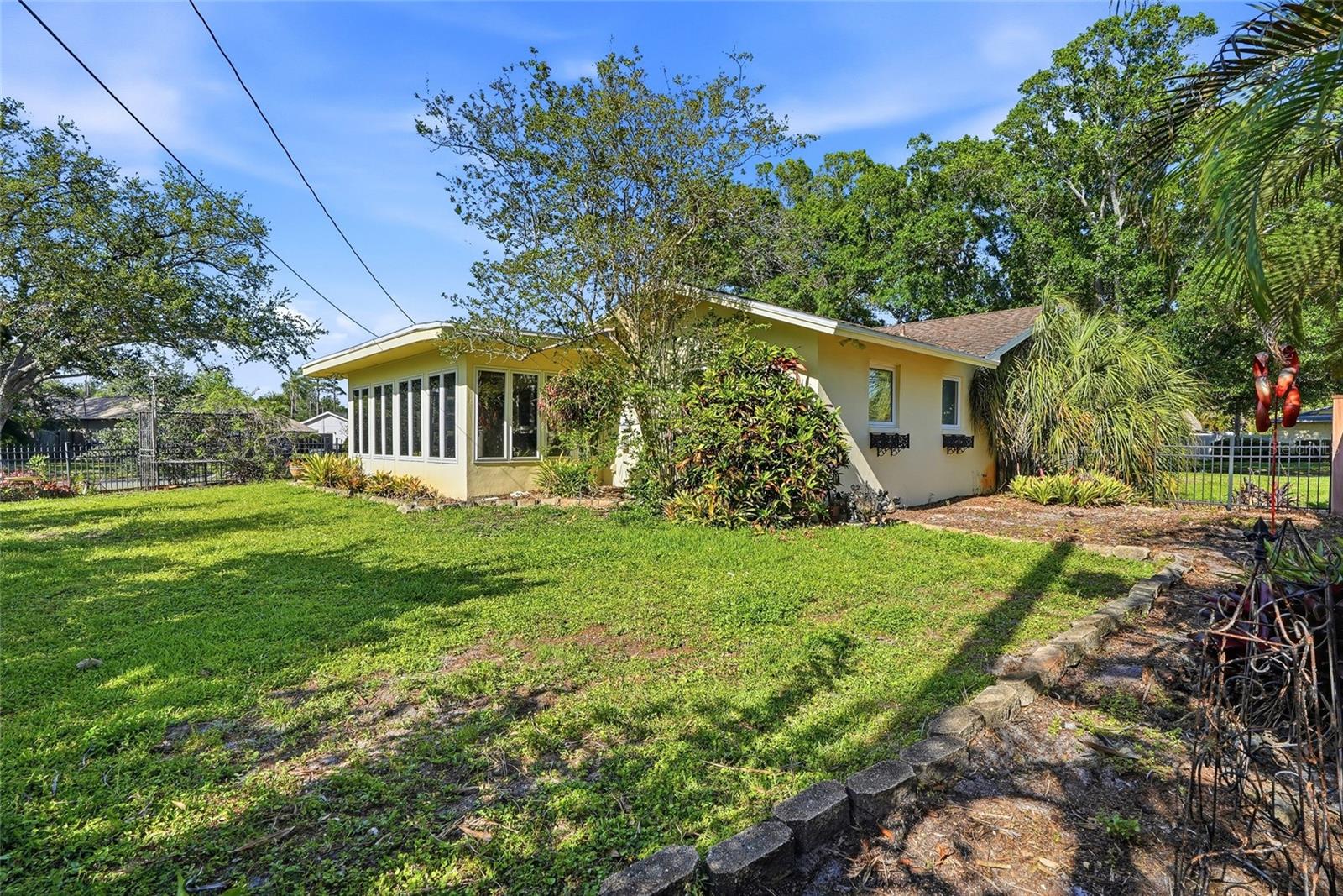 KEENE LAKE MANOR - Residential