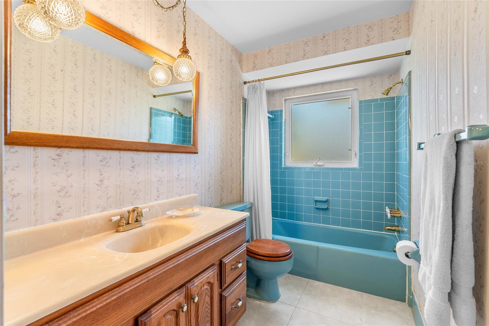 KEENE LAKE MANOR - Residential