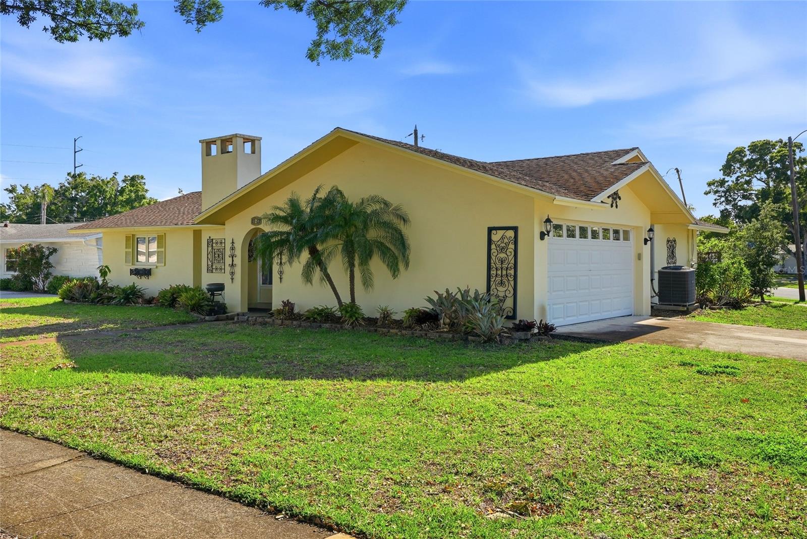 KEENE LAKE MANOR - Residential