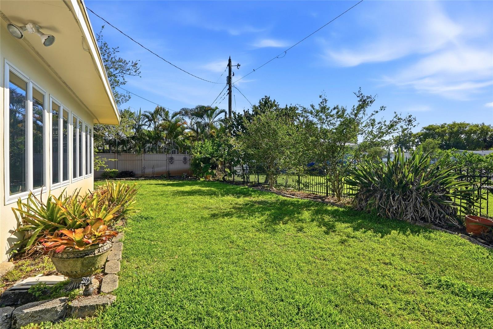 KEENE LAKE MANOR - Residential