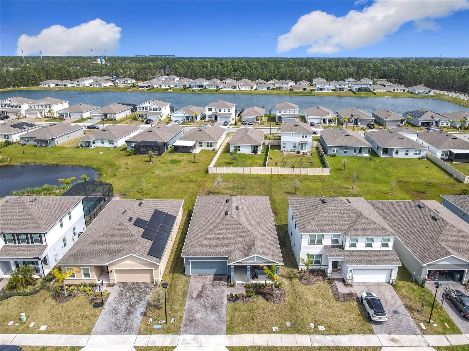 338 CRESTWIND DRIVE