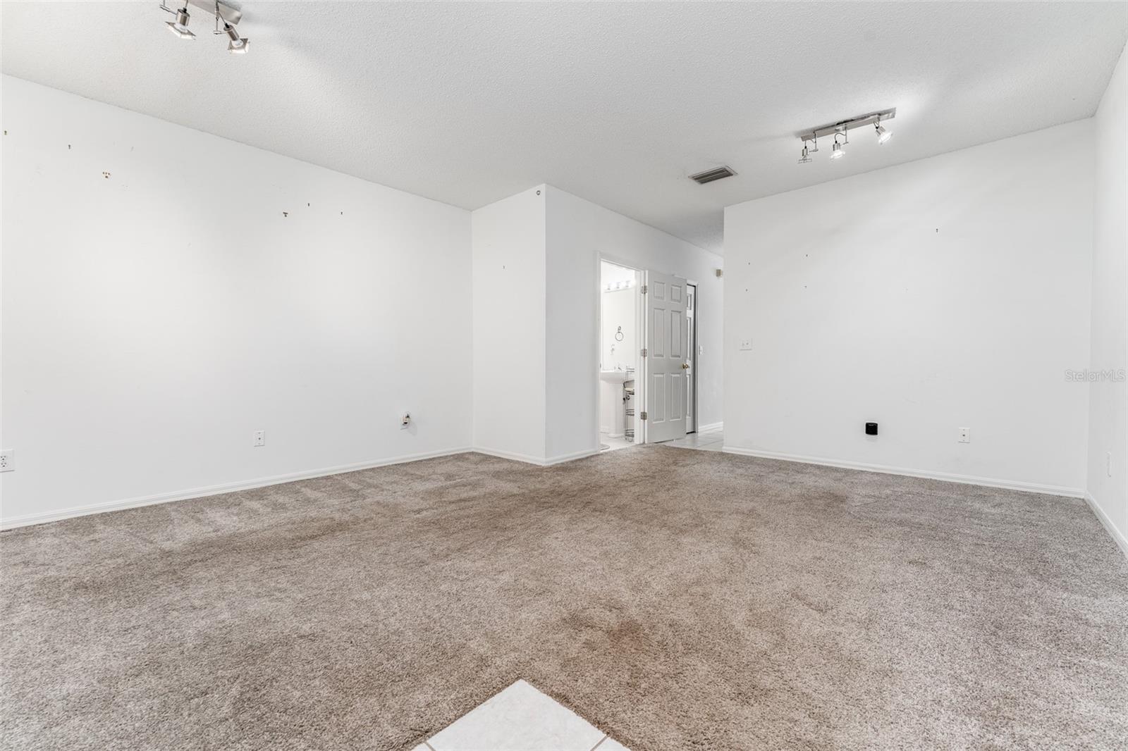 OSPREY RUN TWNHMS PH 2 - Residential