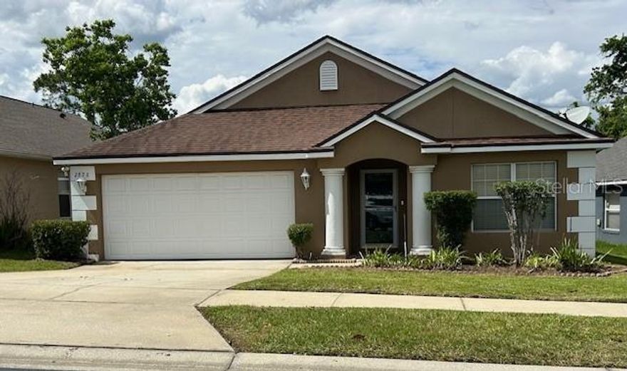 PRICED BELOW MARKET VALUE:  Additional photos coming soon.
Beautifully updated, 4/2 home in the GATED Community of Egrets Landing in Lake Mary. Open floor plan featuring chef’s kitchen with GAS STOVE.  The large island overlooks the Family Room & the enclosed patio. Granit counters & stainless appliances make cooking a joy.  The large master suite welcomes you with LVP flooring, walk in California closet & a luxurious bath with tub/shower combo, white shaker style vanity with granite counter & updated lighting.  A fully enclosed patio with sliding windows and tile flooring makes entertaining a pleasure!  An additional wood deck is fantastic for grilling & relaxing in private.  No rear neighbors as the home backs to a conservation lot.  The home is conveniently situated across the street from the community pool, covered picnic & playground area.  Fun and safe Gated Community with surveillance cameras and convenient to Sanford Int’l. Airport & Sun Rail depot.  Lake Mary's downtown hub is approx. 1.5mi away with restaurants, shoppes, public pickleball courts & an event center.  New gas water heater 2025.