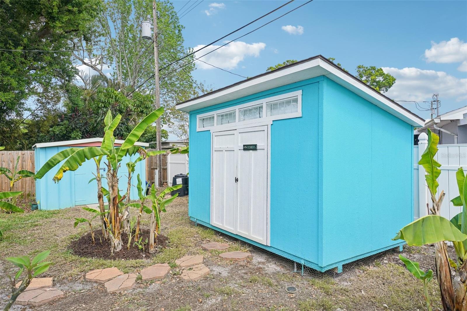 HOLIDAY PARK 1ST ADD - Residential