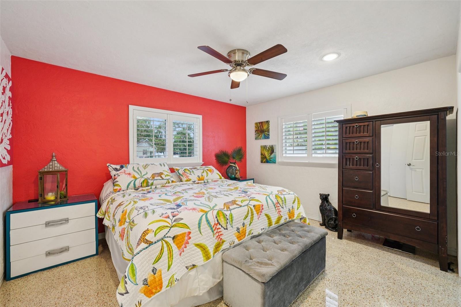 HOLIDAY PARK 1ST ADD - Residential