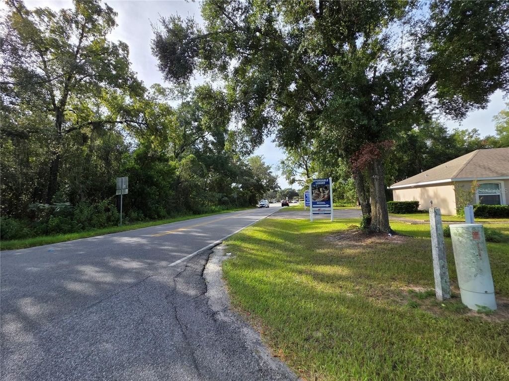 Photo of 8591 SE 164th Place, Summerfield, FL 34491 (MLS # G5102586)