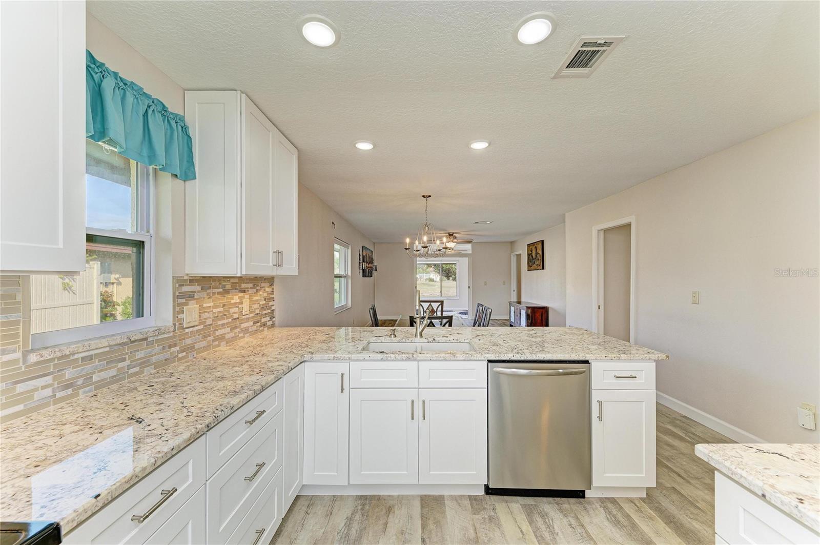 CAMBRIDGE VILLAGE - Residential