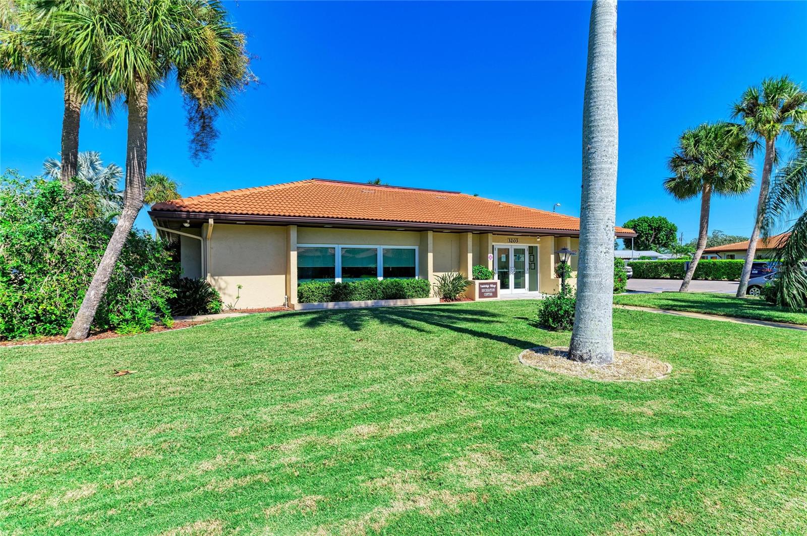 CAMBRIDGE VILLAGE - Residential