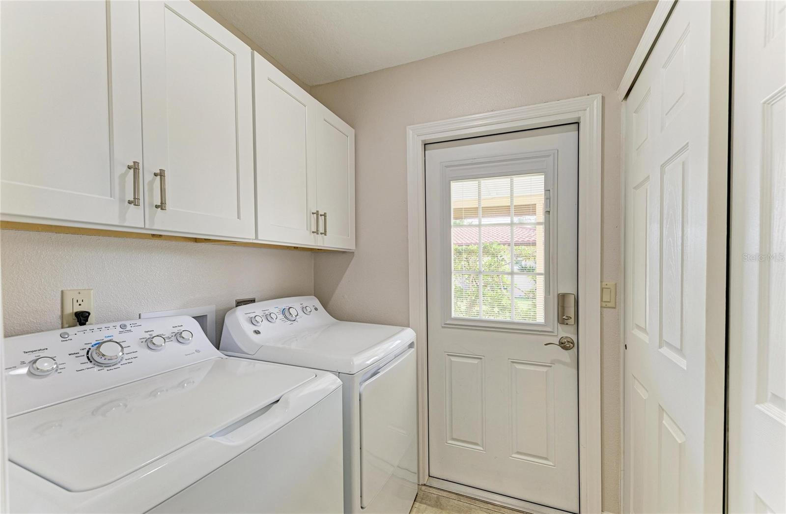 CAMBRIDGE VILLAGE - Residential