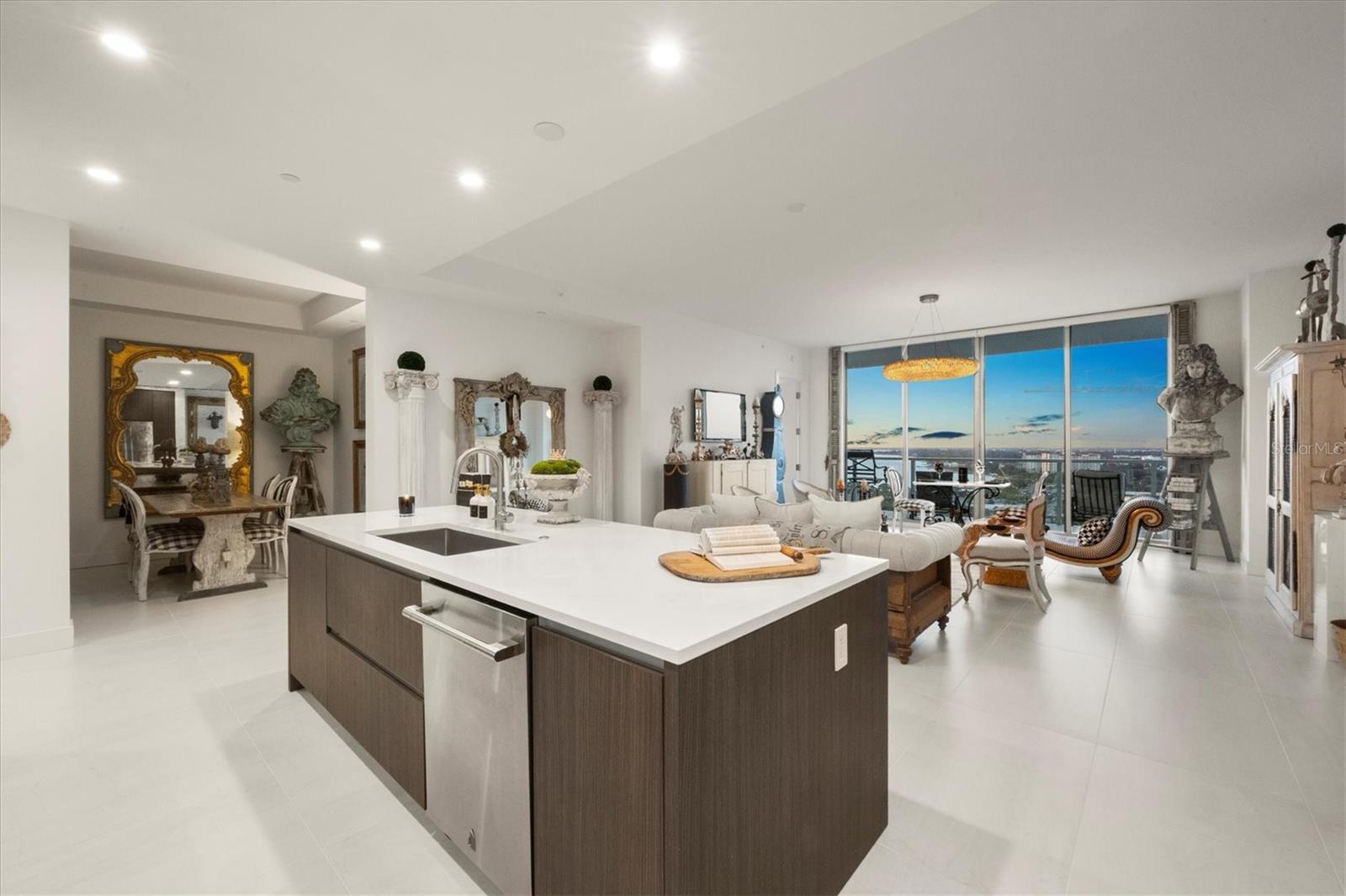 BAYSO SARASOTA - Residential