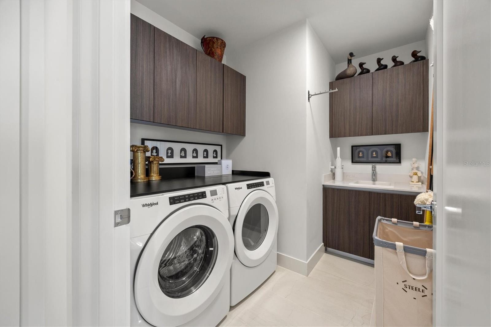 BAYSO SARASOTA - Residential