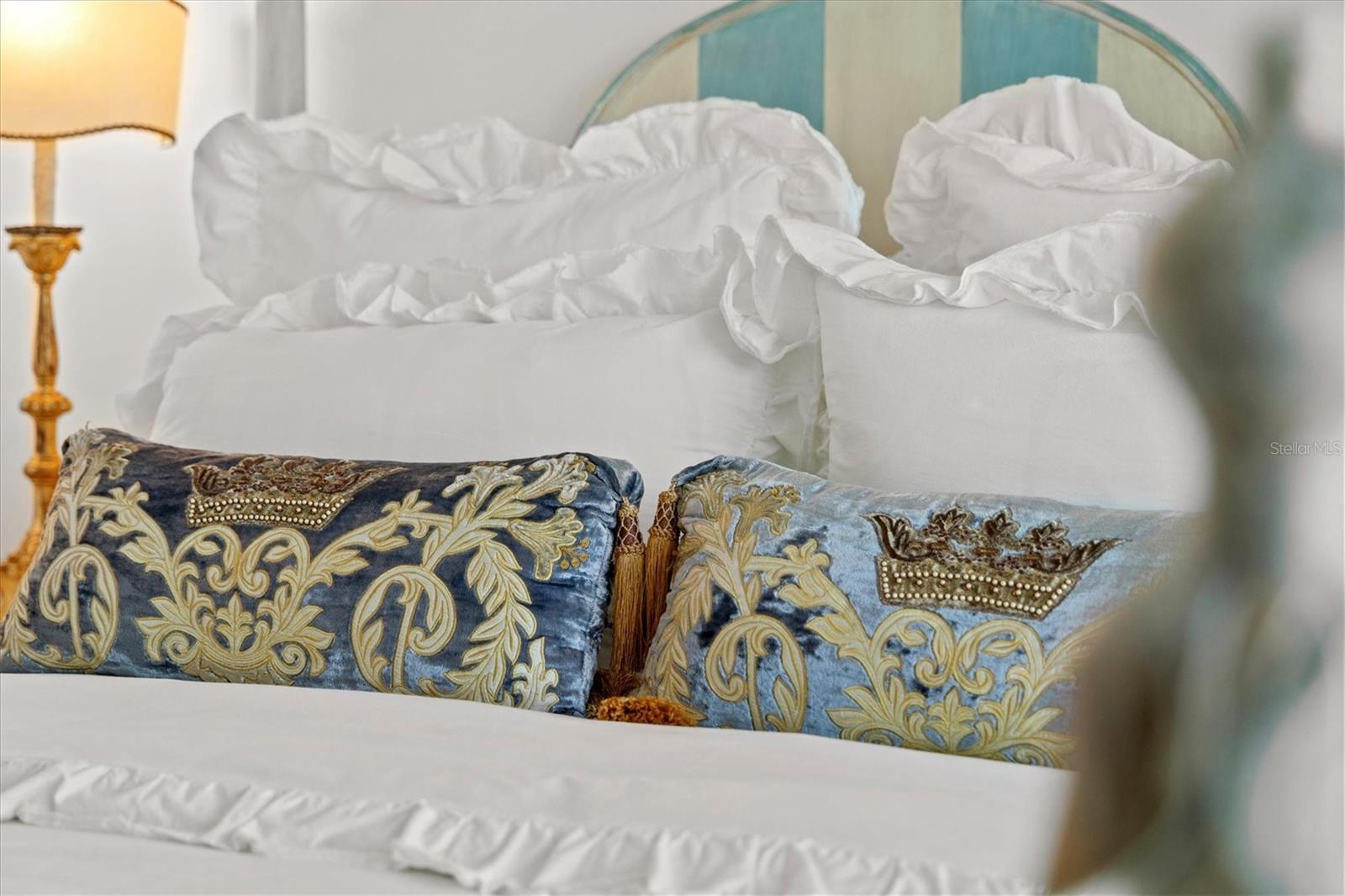 BAYSO SARASOTA - Residential