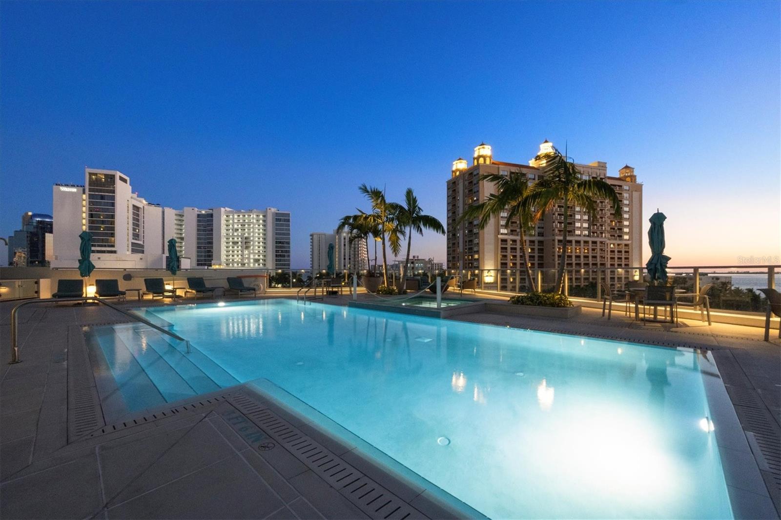 BAYSO SARASOTA - Residential