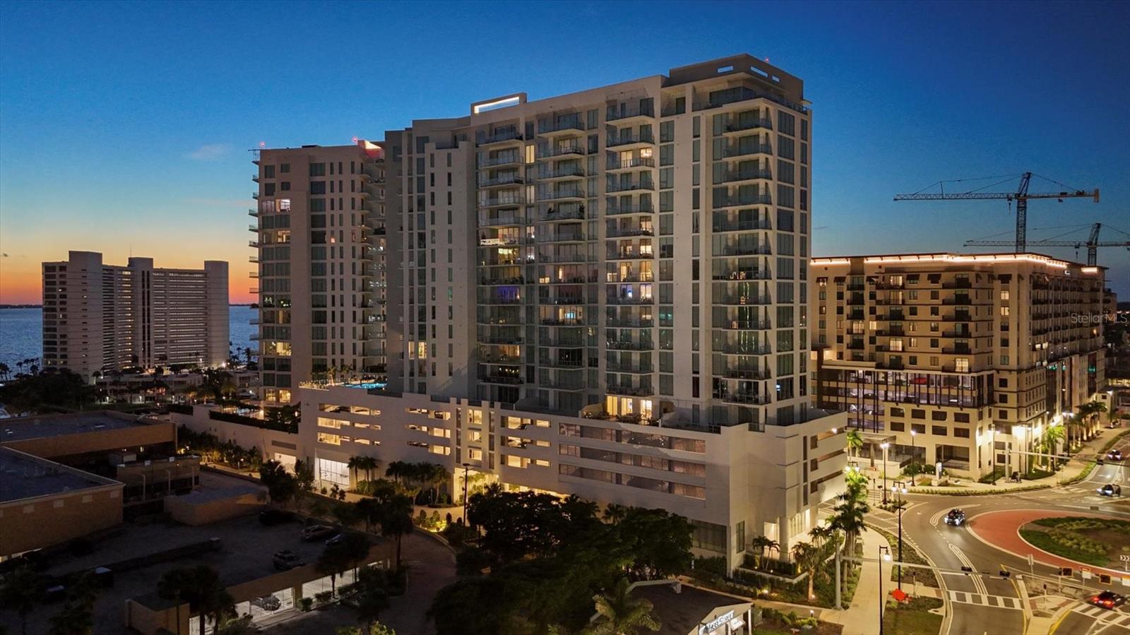 301 QUAY COMMONS 1704