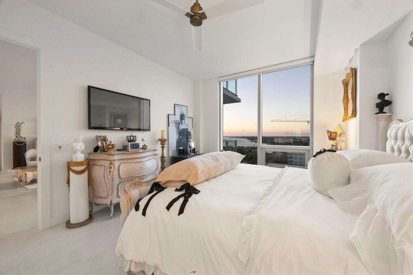 BAYSO SARASOTA - Residential