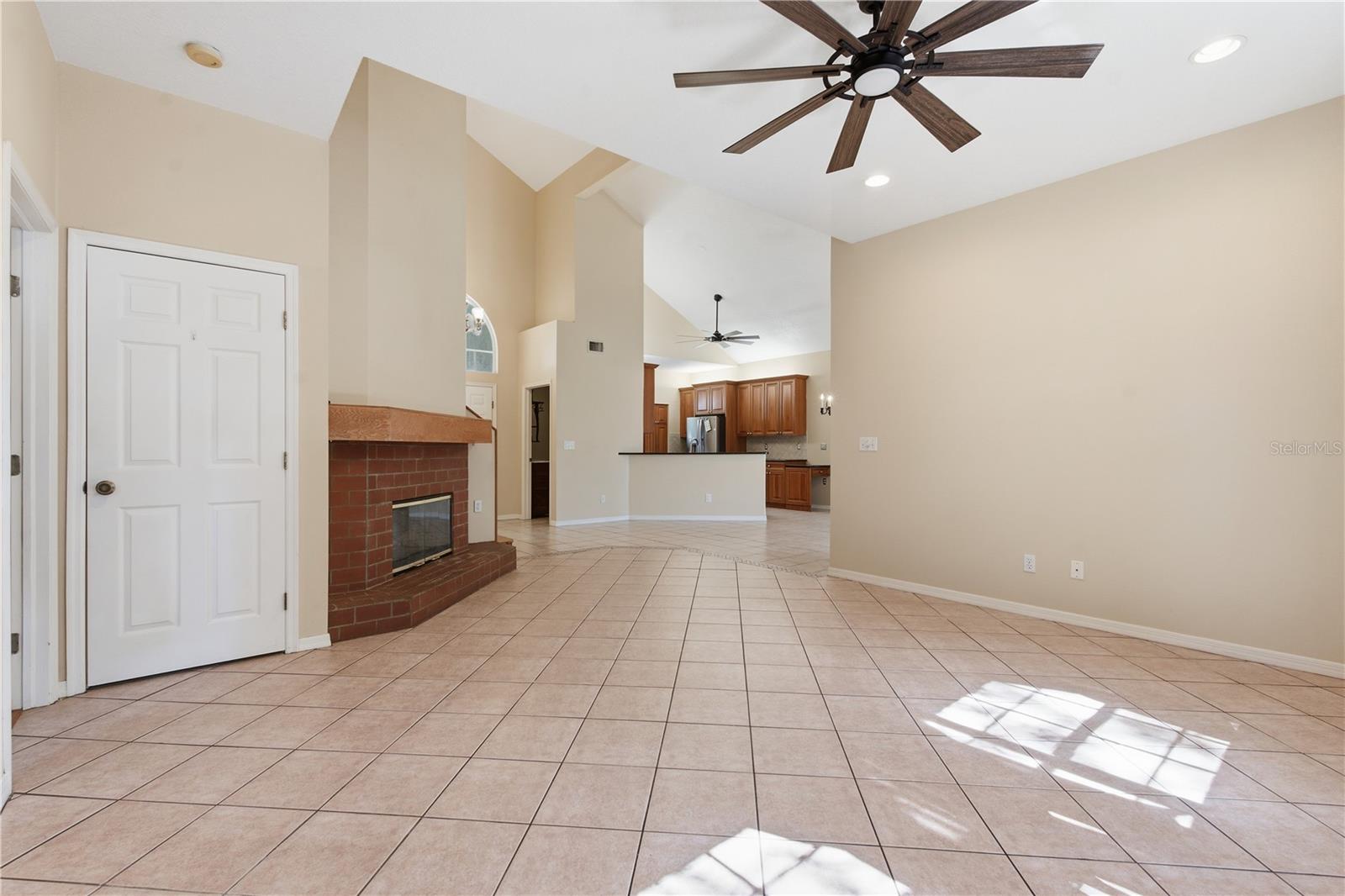 4369 14TH WAY NE