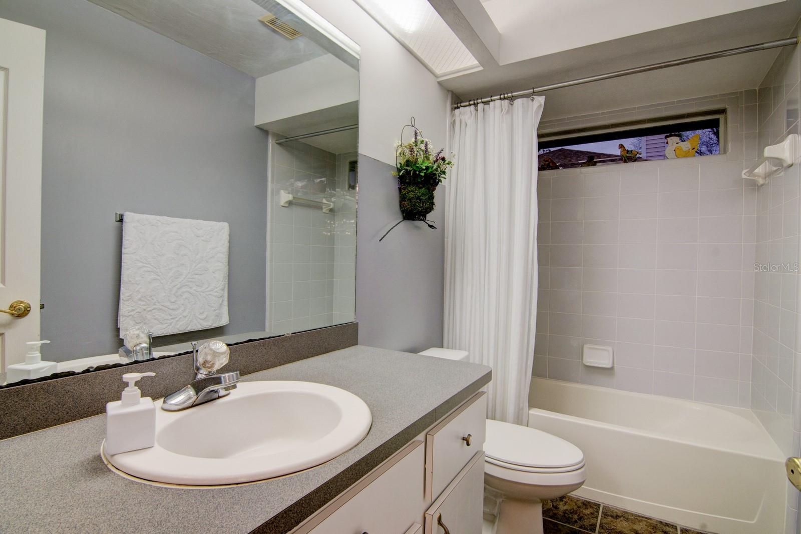 BROADMOOR PH 4-C - Residential