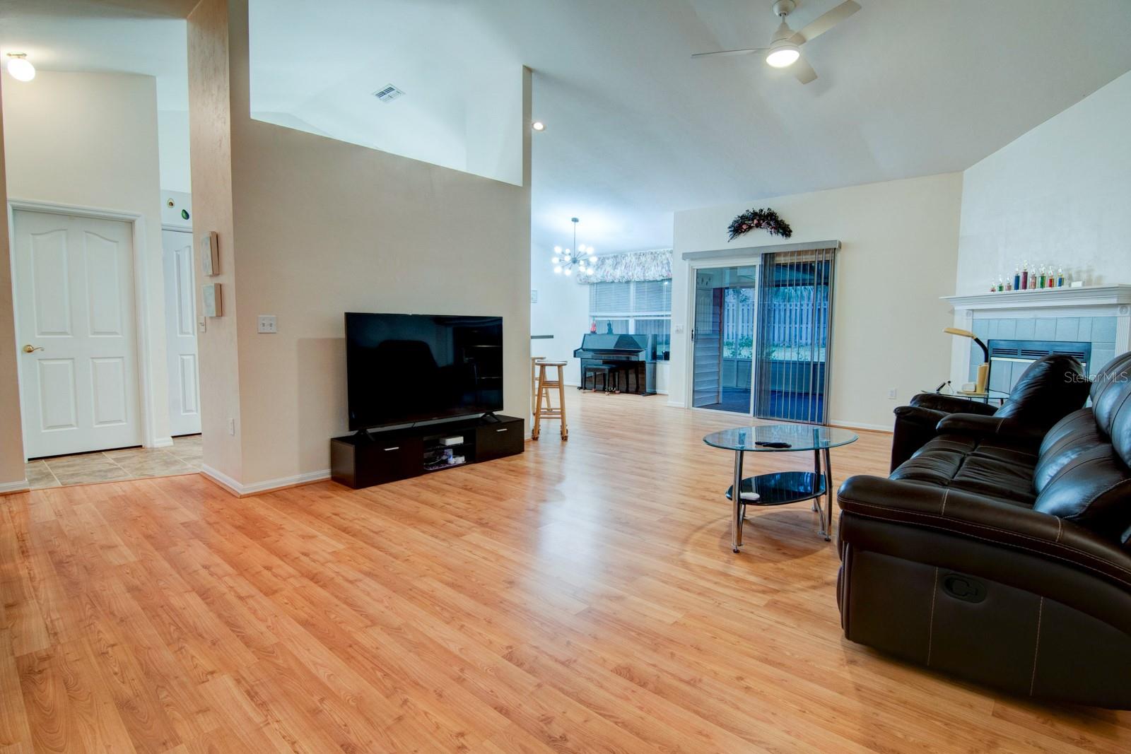 BROADMOOR PH 4-C - Residential