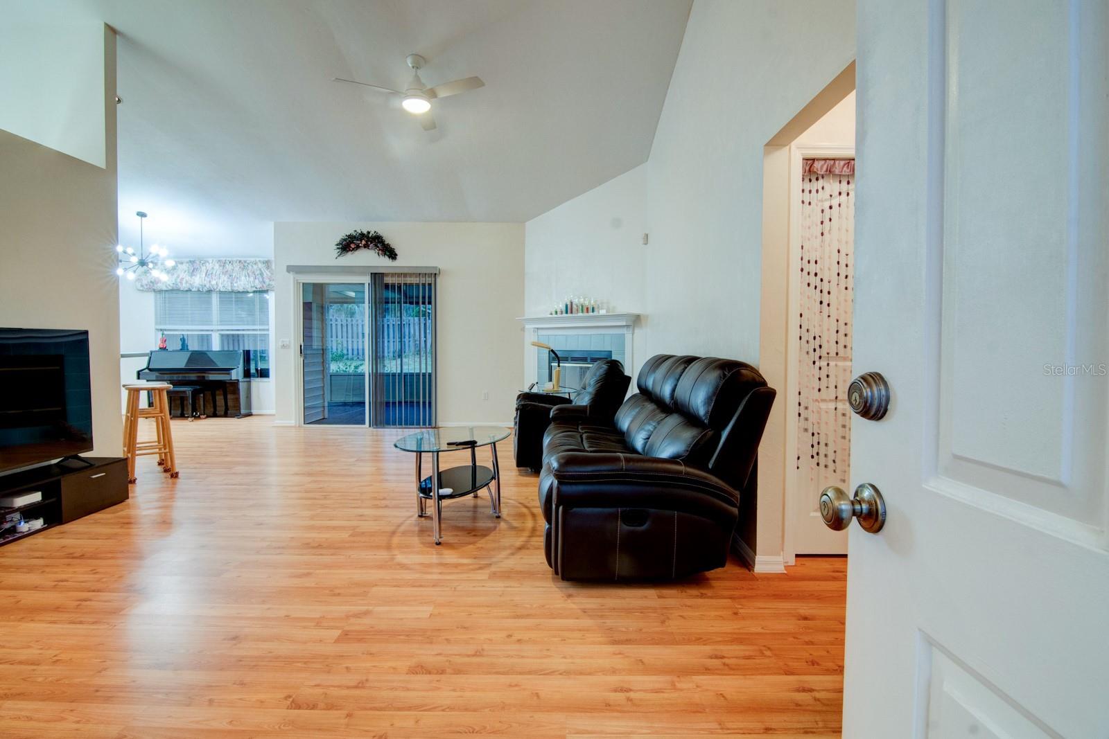 BROADMOOR PH 4-C - Residential