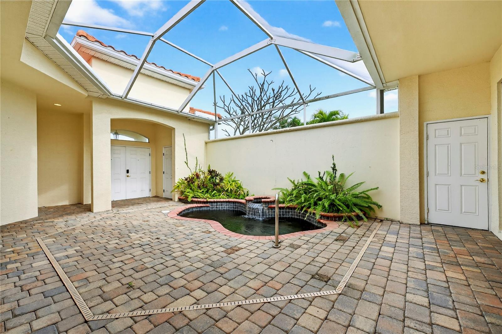 BAYPORT CONDO PH 1 - Residential