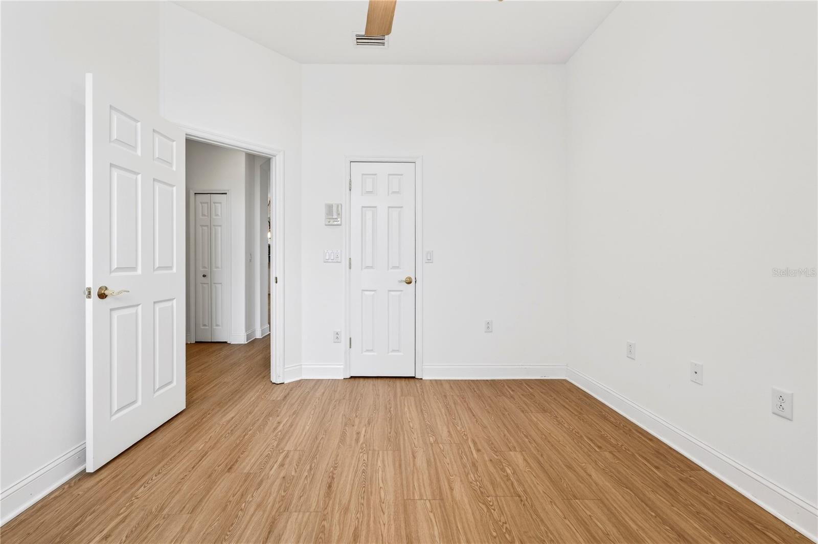 BAYPORT CONDO PH 1 - Residential