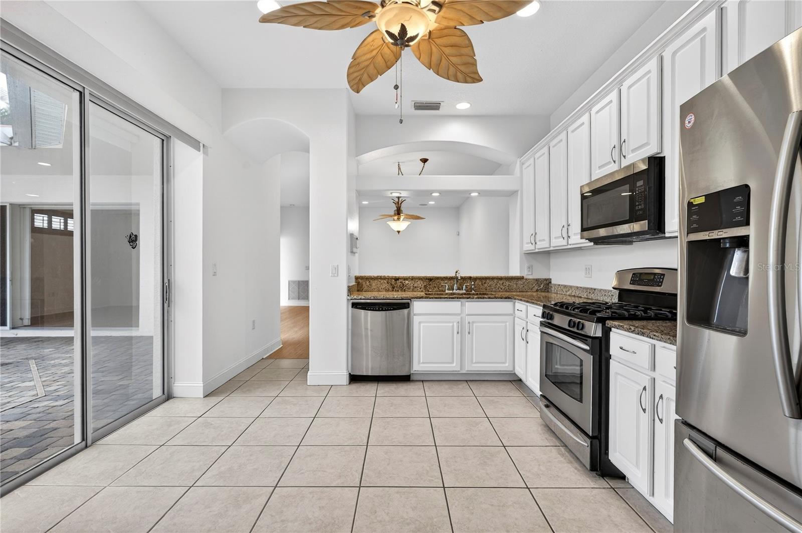 BAYPORT CONDO PH 1 - Residential