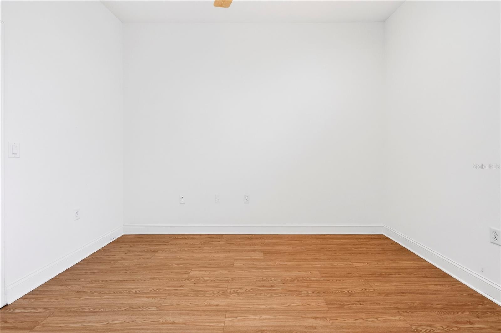 BAYPORT CONDO PH 1 - Residential