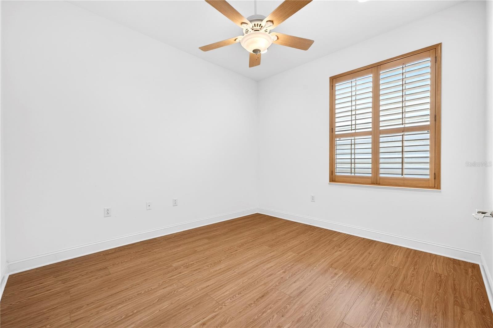 BAYPORT CONDO PH 1 - Residential