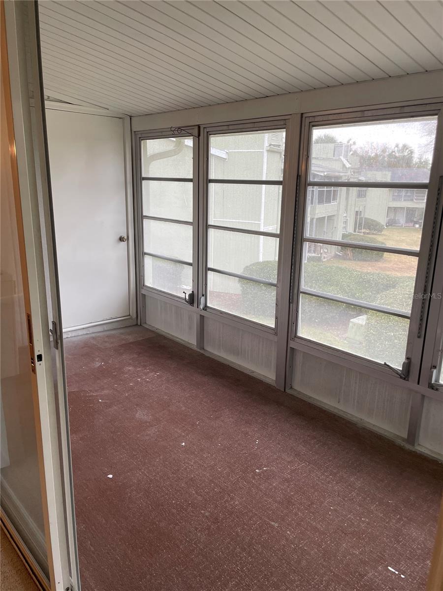 THE FAIRWAYS AT SILVER SPRINGS SHORES CONDOMINIUM - Residential