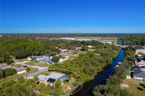 A home in PORT CHARLOTTE