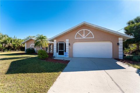 A home in PORT CHARLOTTE