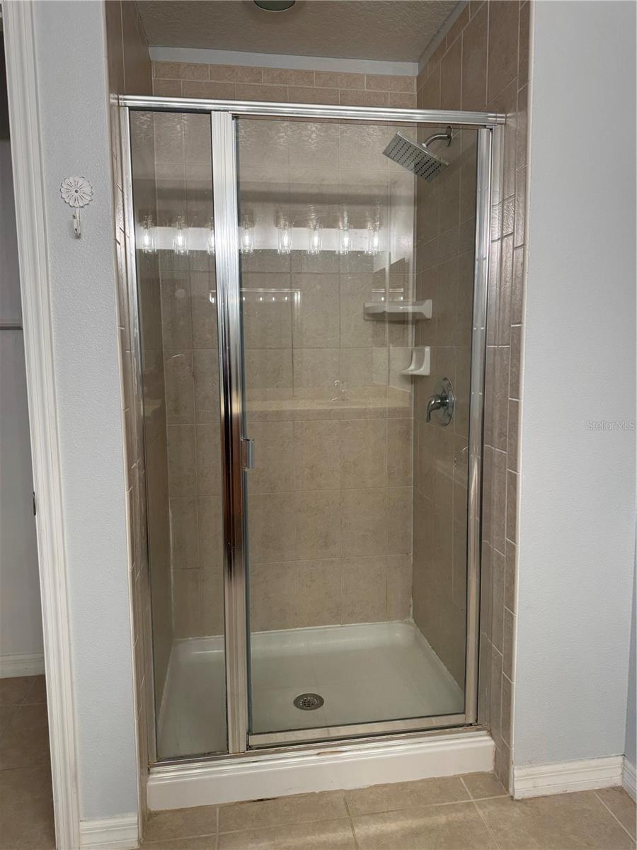 LEGACY PARK RESIDENTIAL PH 1 & 2 A REP - Residential Lease