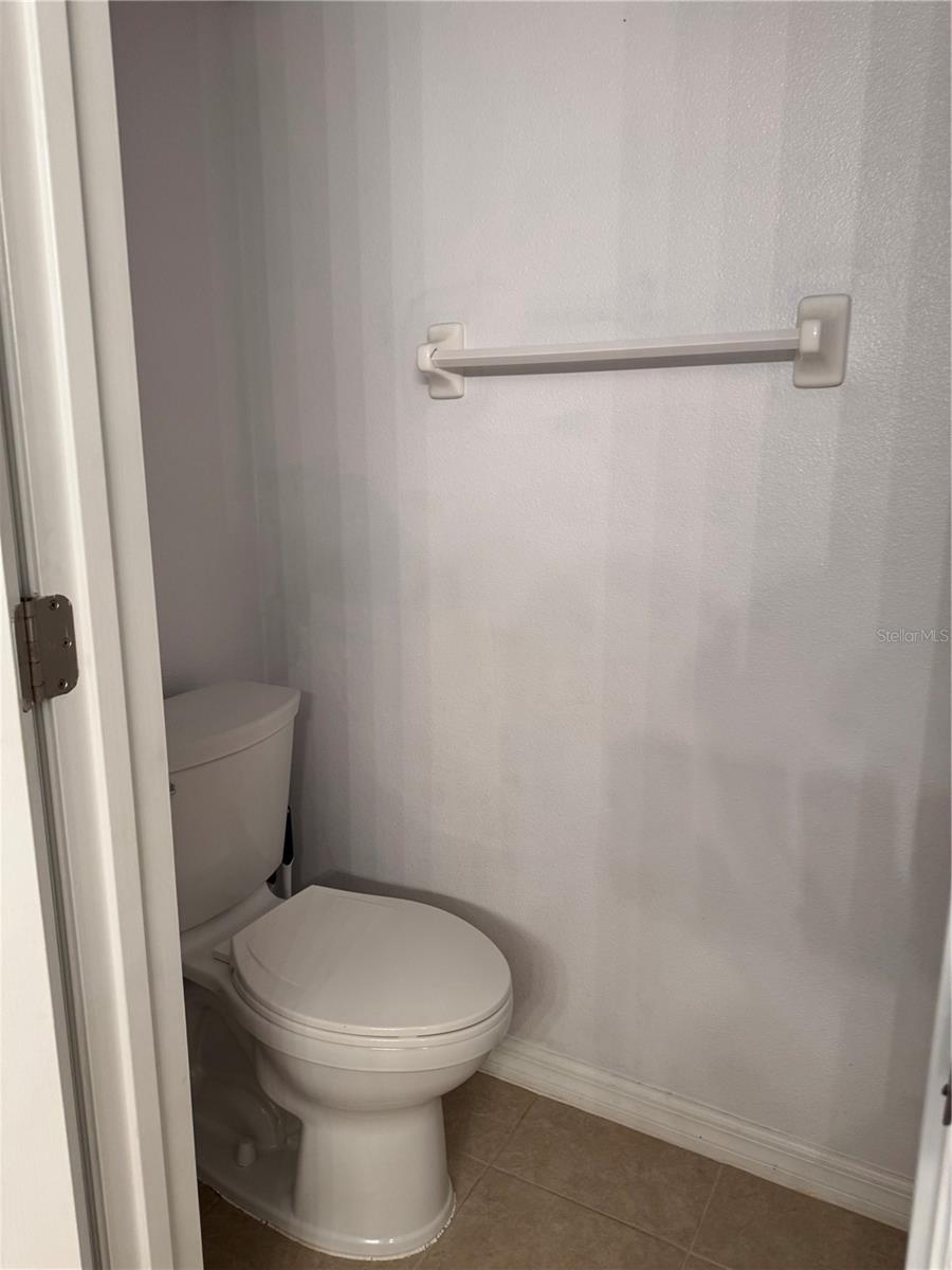 LEGACY PARK RESIDENTIAL PH 1 & 2 A REP - Residential Lease