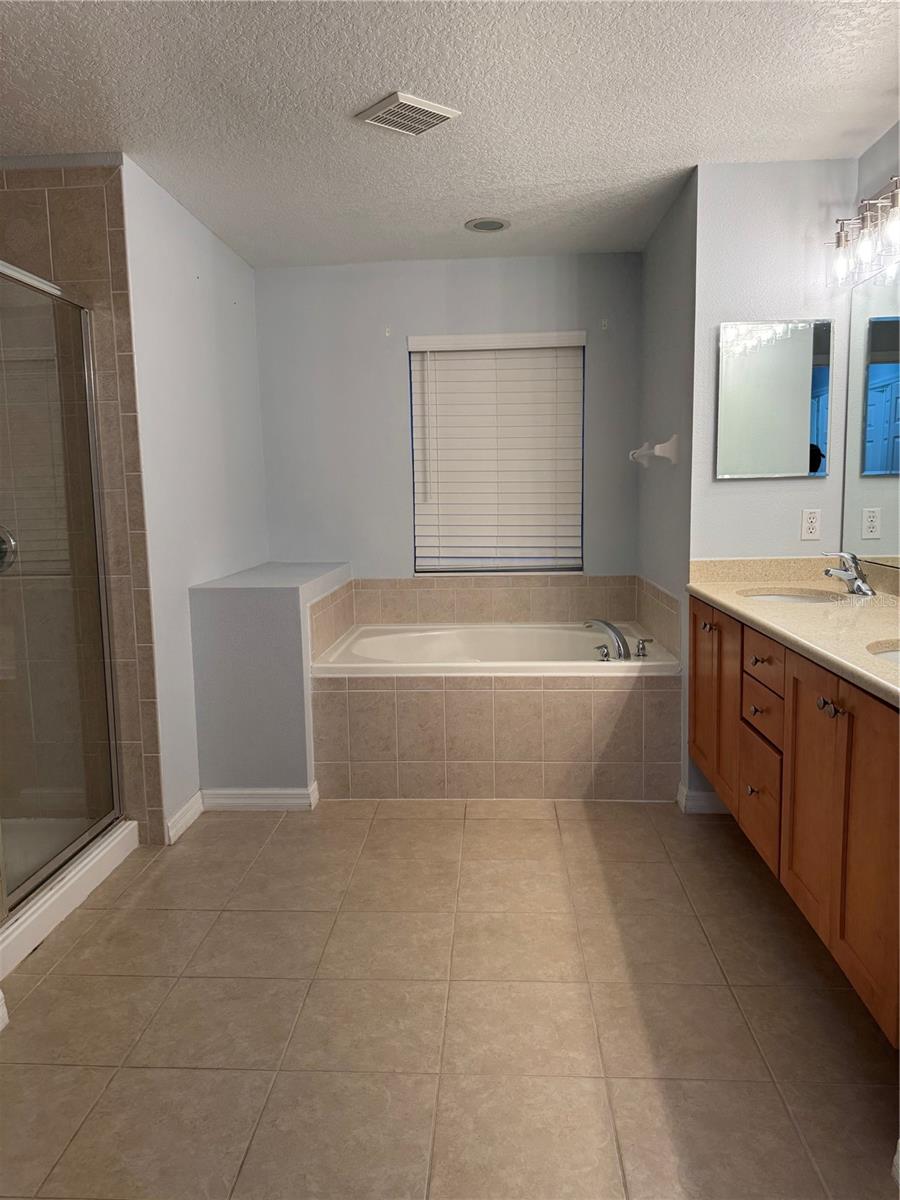 LEGACY PARK RESIDENTIAL PH 1 & 2 A REP - Residential Lease