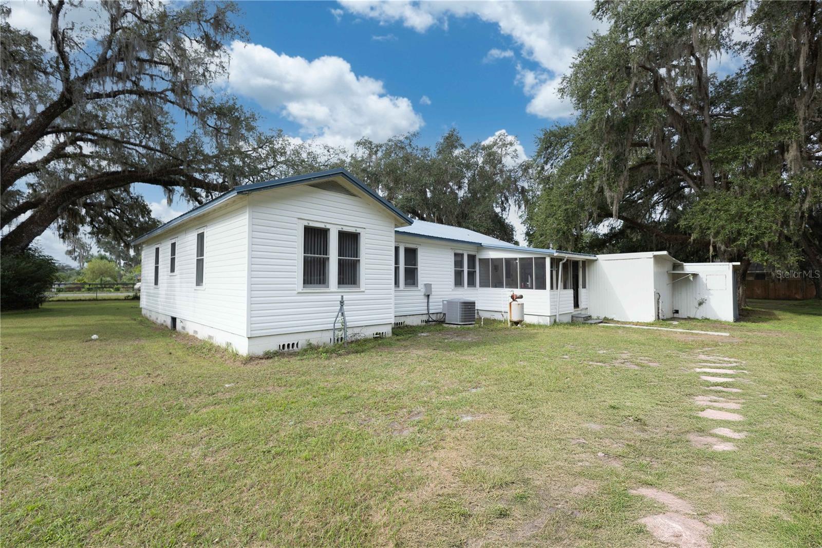 CENTRAL HEIGHTS - Residential