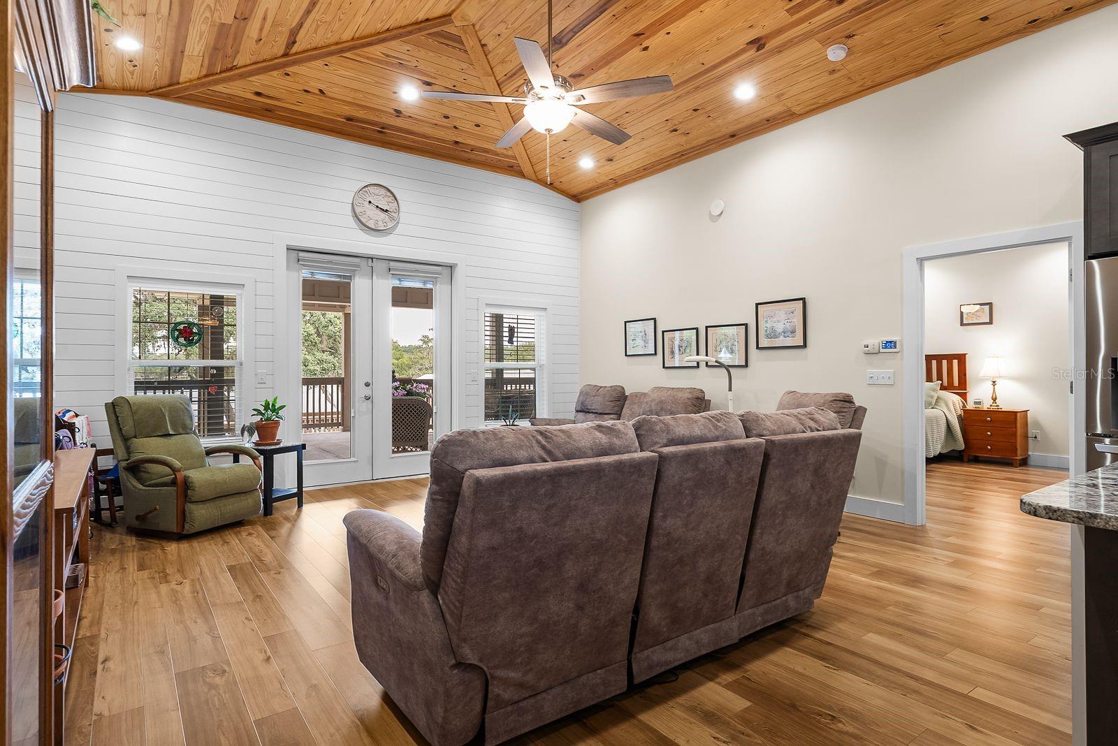 ALMA SHORES/LILLY LAKE - Residential