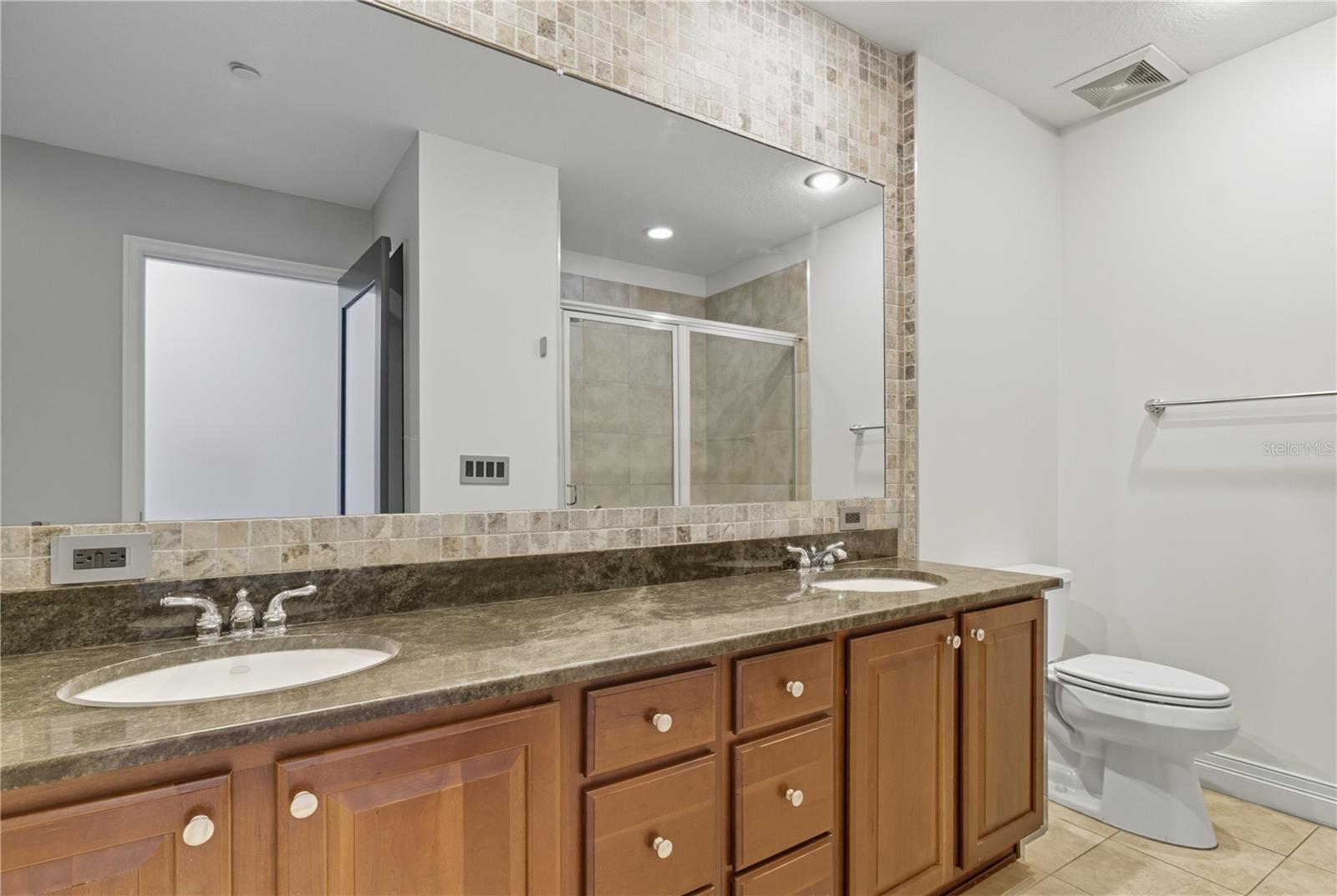 TOWERS OF CHANNELSIDE CONDOMIN - Residential Lease