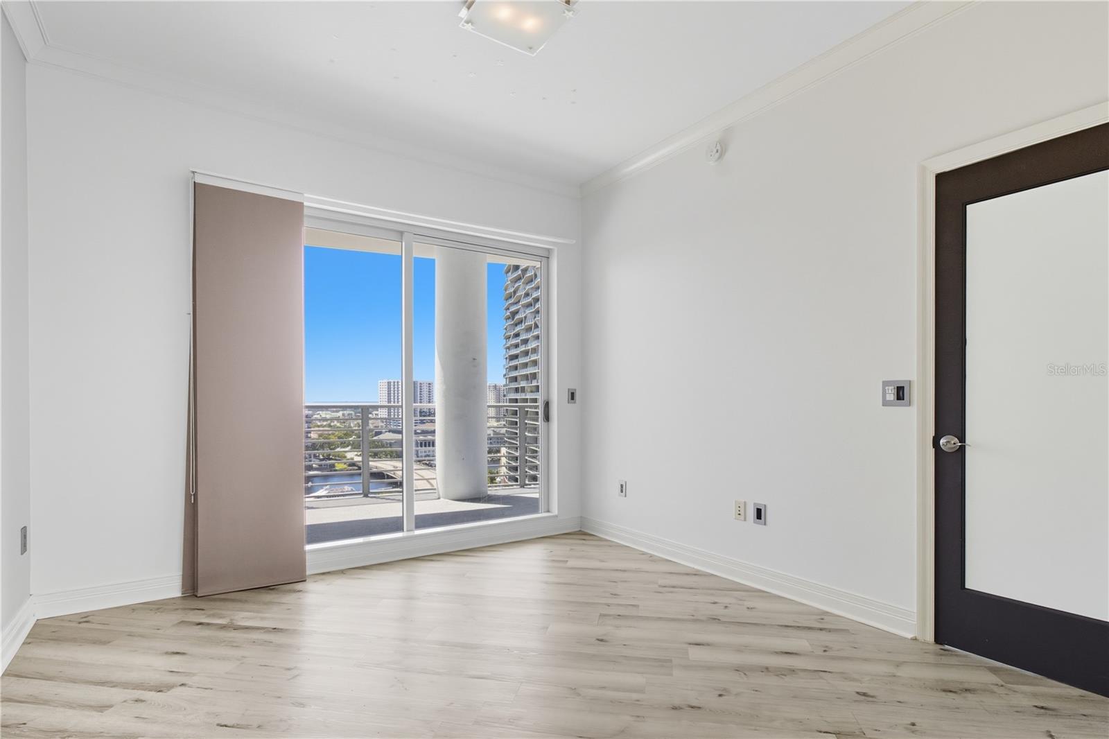 TOWERS OF CHANNELSIDE CONDOMIN - Residential Lease