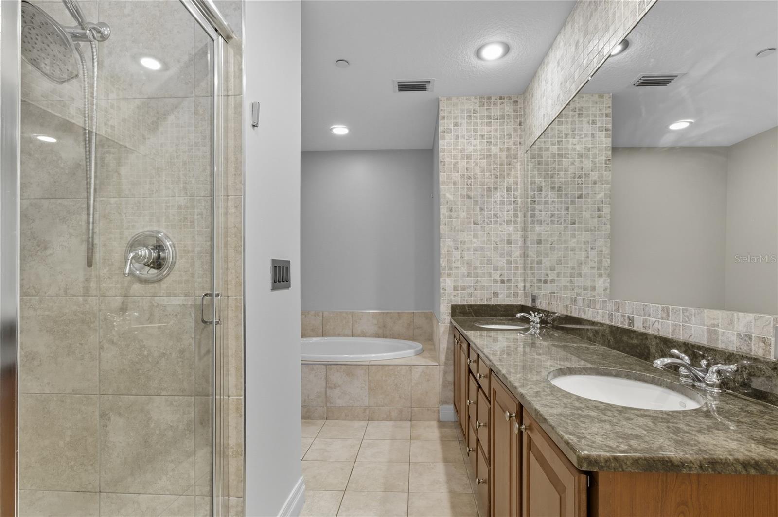 TOWERS OF CHANNELSIDE CONDOMIN - Residential Lease