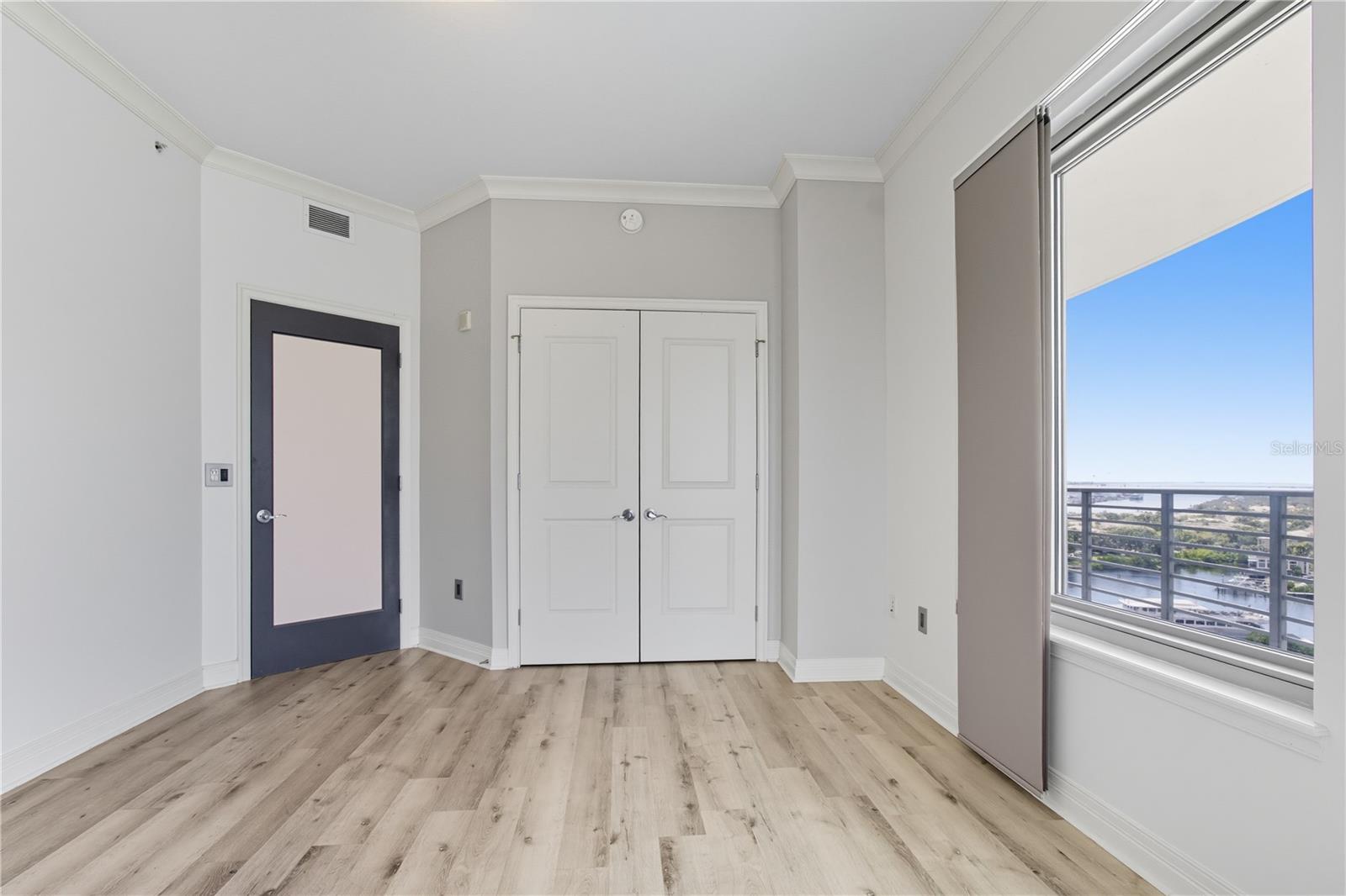 TOWERS OF CHANNELSIDE CONDOMIN - Residential Lease