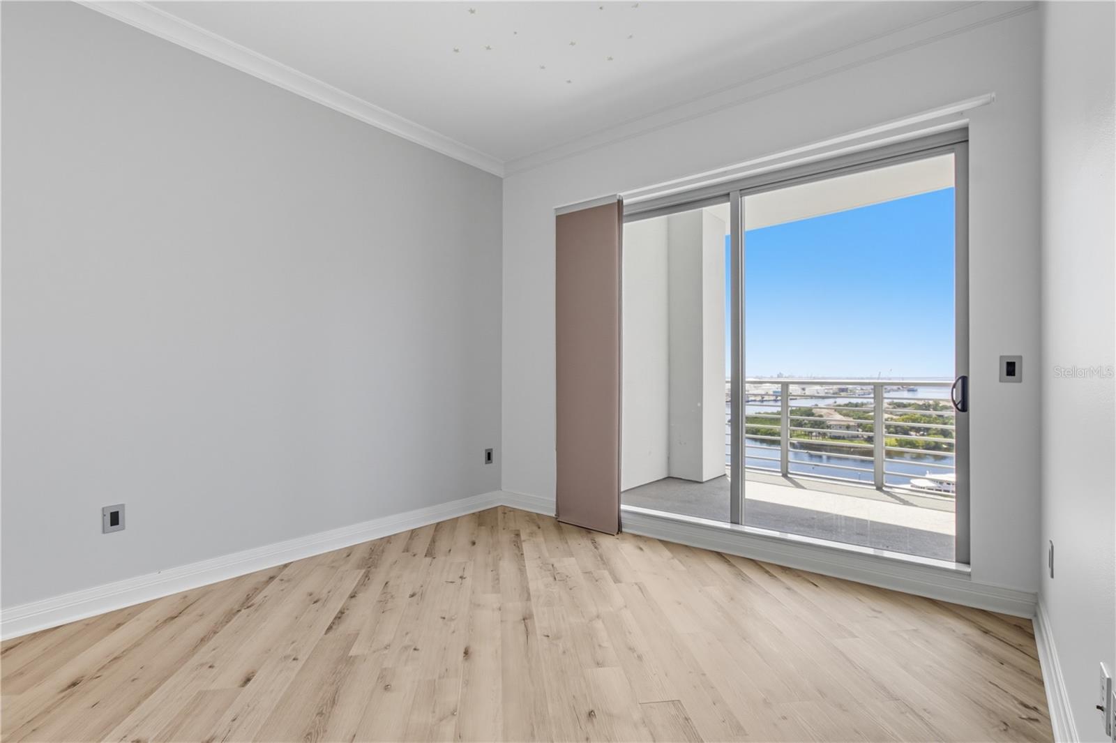 TOWERS OF CHANNELSIDE CONDOMIN - Residential Lease